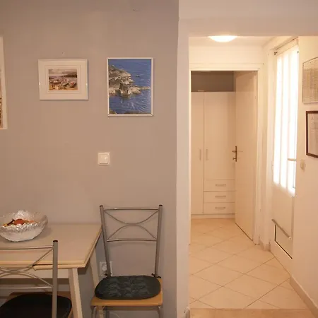 9321b Korčula